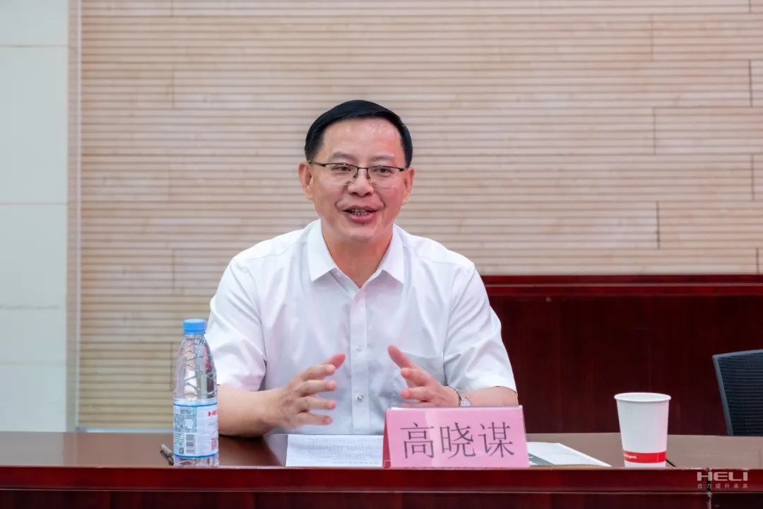 尊龙凯时叉车 & 中天石化携手共建联合实验室，，，，专攻油品通关密码！ - 安徽尊龙凯时有限责任公司